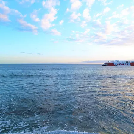 Panoramic Seaview Beachfront Playa Cristianos * 洛斯克里斯蒂亚诺斯