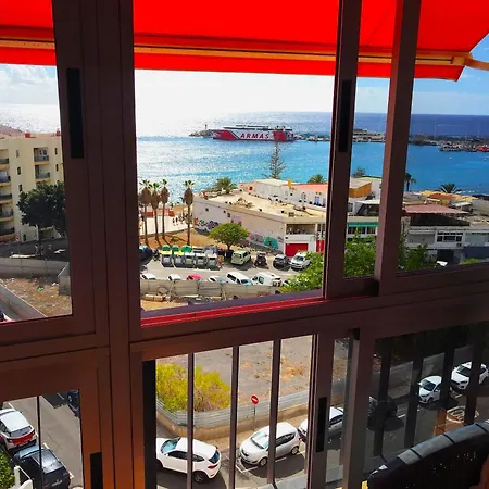 Panoramic Seaview Beachfront Playa Cristianos 公寓 洛斯克里斯蒂亚诺斯